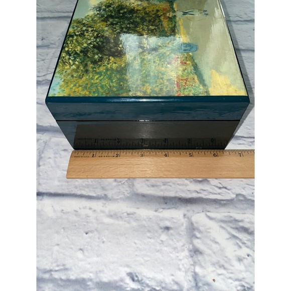 Claude Monet laquer keepsake box - Picture 9 of 10
